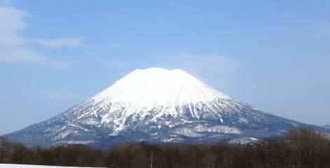 蝦夷富士ともいわれる羊蹄山　