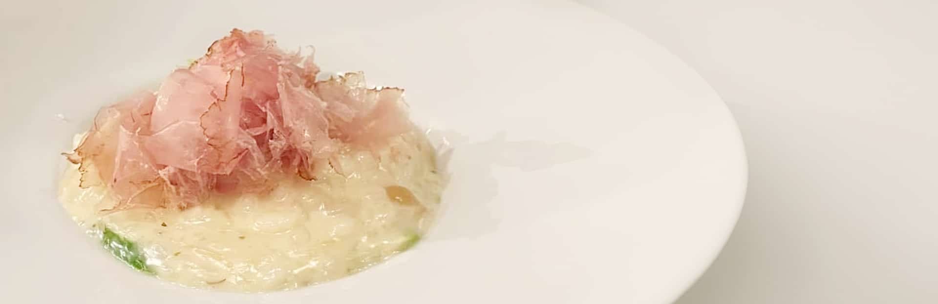 世界初のベーコン節®
エントリーした食品コンテストで全て入賞
最高級ホテルやミシュラン店で続々採用