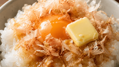 【極上のご褒美】ベーコン節®で作る贅沢TKG！卵かけご飯を劇的に変えるバター＆薫香レシピ